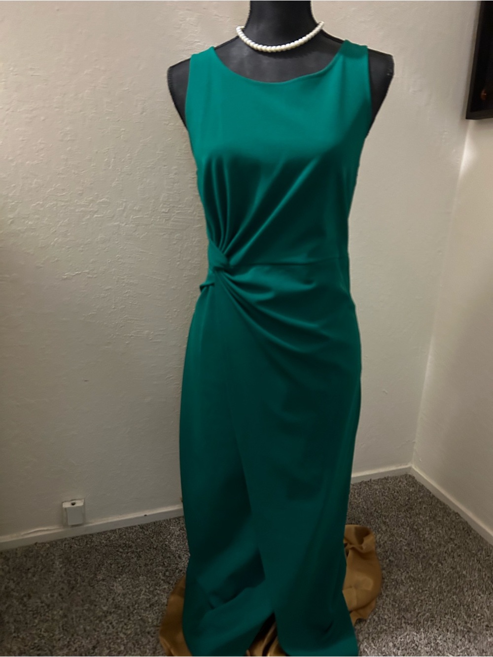 💜3 for $25💜Sleeveless Kelly Green  Twist-Detail Evening Dress